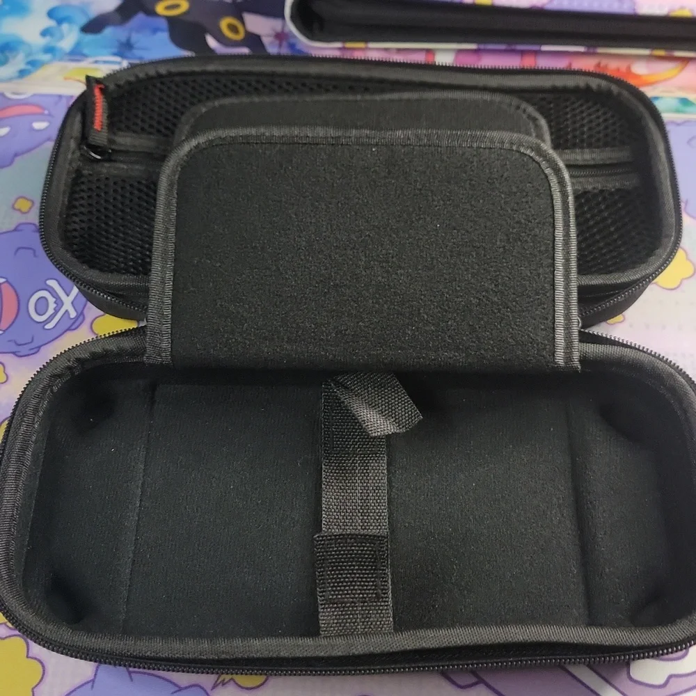 Nintendo Switch Carrying Case And Accessories